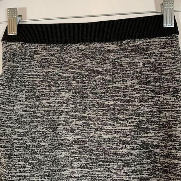 Wilfred Free Heather Grey & Black Runched Side Skirt - Picture 7 of 8